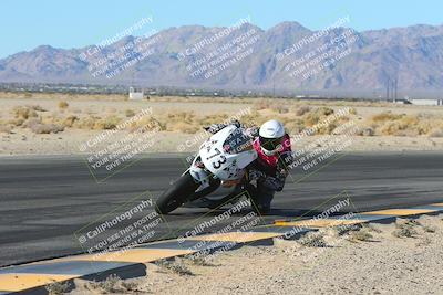 media/Jan-10-2025-CVMA Friday Practice (Fri) [[489e0da257]]/Group 4 and Trackday/Session 2 (Turn 4 Inside)/